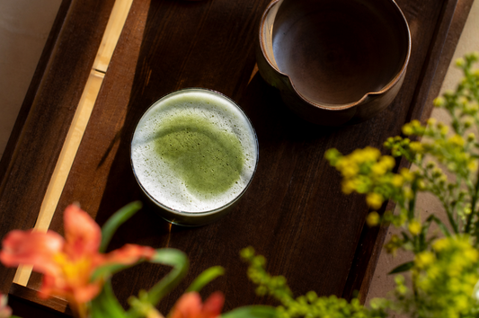 matcha dans une tasse