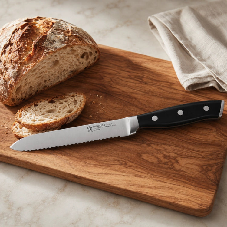 Couteau dentelée en acier inoxydable 13 cm Accent Henckels